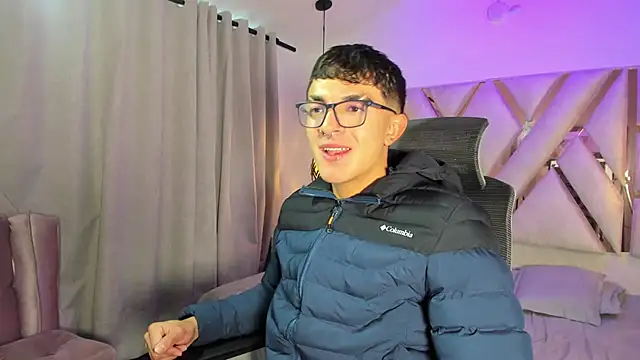 sayronvg online show from November 25, 2025, 11:43 am