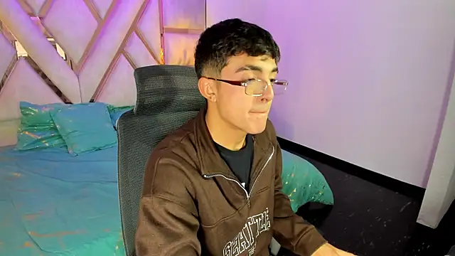 sayronvg online show from December 4, 2025, 11:41 am