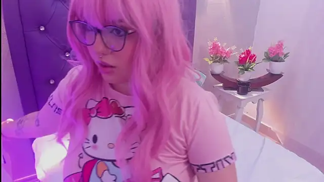 Violeta Morgan  online show from November 24, 2025, 12:38 pm