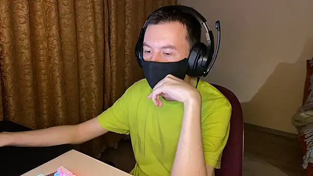 dr pipirkin online show from December 4, 2025, 7:44 pm