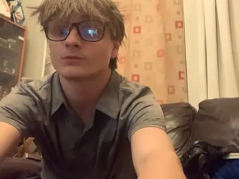 goodguybigD69 online show from April 14, 2026, 1:55 am