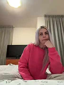 Snapshot of feliciafelon chatting on April 25, 2026, 5:54 pm feliciafelon online show from April 25, 2026, 5:54 pm