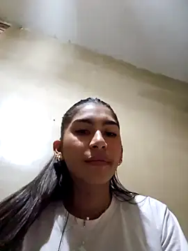 skinnyrox online show from December 17, 2025, 6:14 pm