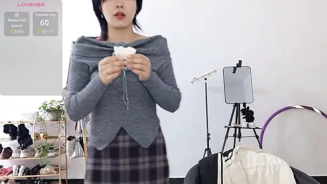 adele8731 online show from November 20, 2025, 2:34 am