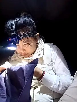 mon1-day online show from November 18, 2025, 1:55 am