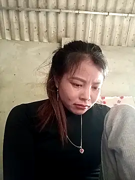 mon1-day online show from December 2, 2025, 9:03 am