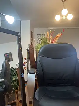 Boyfriend-Hot online show from November 17, 2025, 1:33 am