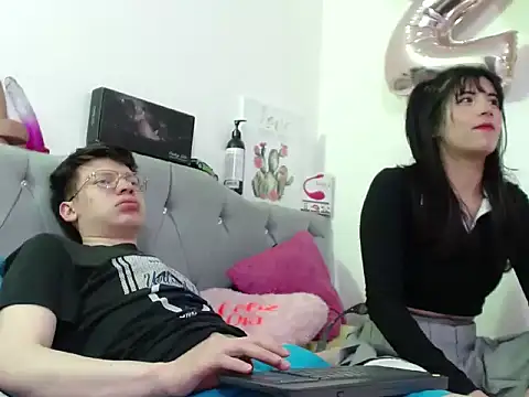 NAOMI-SENSUAL online show from November 25, 2025, 2:55 am