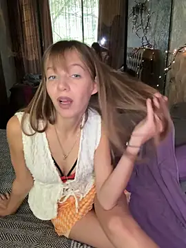 artshadowvibe online show from December 5, 2025, 7:06 am