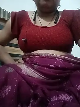 Snapshot of Menka_cut34 chatting on June 3, 2026, 4:34 pm Menka cut34 online show from June 3, 2026, 4:34 pm