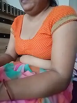 Snapshot of Menka_cut34 chatting on July 5, 2026, 4:19 am Menka cut34 online show from July 5, 2026, 4:19 am