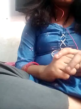 arpitaroy0 online show from November 27, 2025, 8:16 am