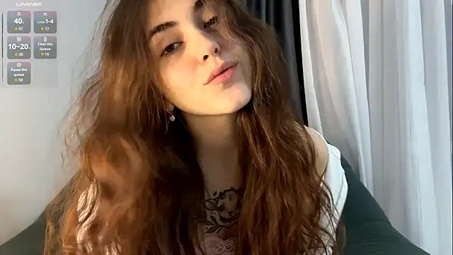 ScaNovaXen  online show from December 15, 2025, 5:23 am