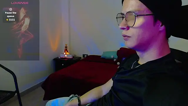 Brandon starkk online show from April 22, 2026, 9:38 pm