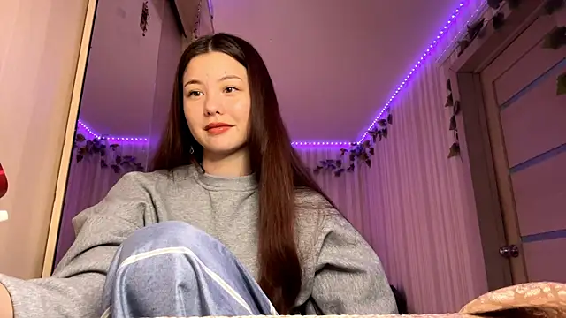 CutieSlim online show from December 16, 2025, 6:07 am