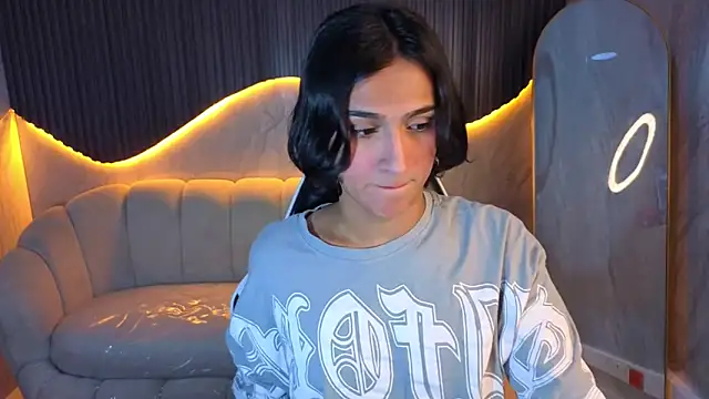 zoe tp online show from March 4, 2026, 7:53 pm