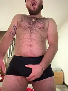 Snapshot of Andreiandu23 chatting on April 5, 2026, 7:44 pm Andreiandu23 online show from April 5, 2026, 7:44 pm