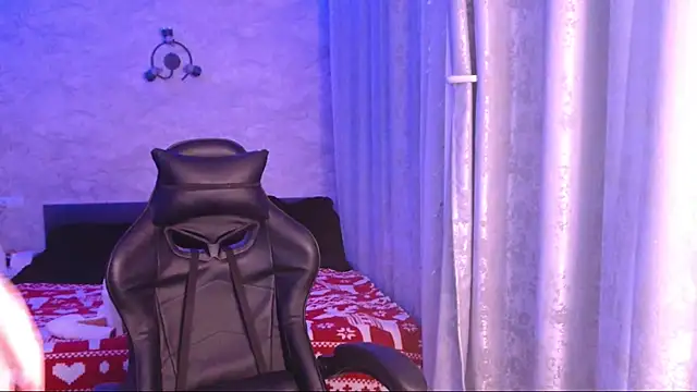  Honey sunset  online show from December 22, 2025, 7:44 pm