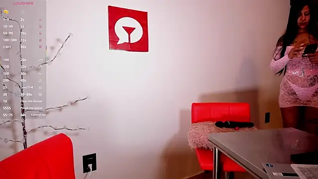 latinbitch online show from April 20, 2026, 4:43 pm