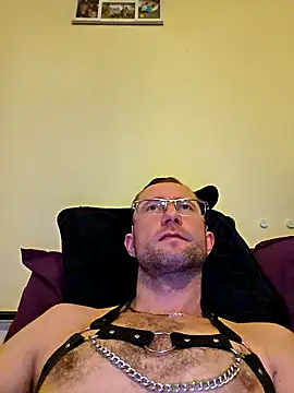 FlimsyJewel150 online show from March 28, 2026, 11:59 pm