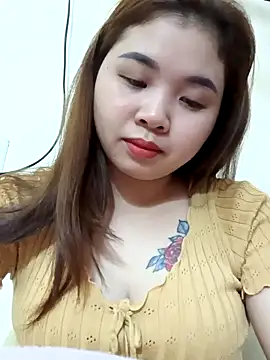 Queen-hot111 online show from November 19, 2025, 2:06 pm