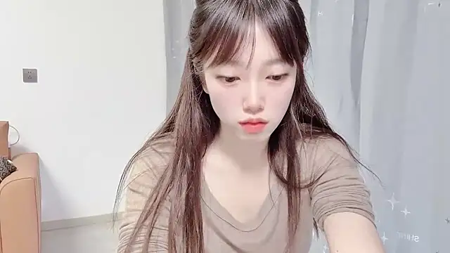 yuyayayu online show from November 27, 2025, 8:05 am