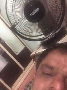 sexguruxxx online show from April 22, 2026, 8:54 pm