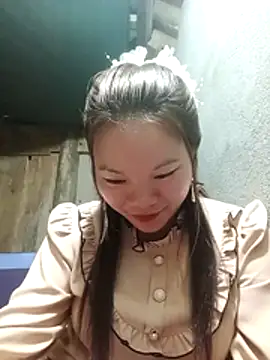 yu-zhen online show from November 20, 2025, 5:18 am