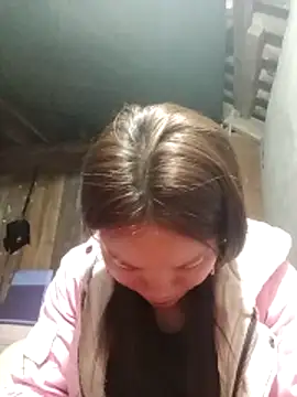 yu-zhen online show from November 21, 2025, 10:47 am