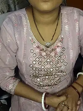 Snapshot of Bangla_Raani chatting on January 18, 2026, 4:44 pm Bangla Raani online show from January 18, 2026, 4:44 pm