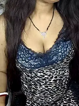 Snapshot of Bangla_Raani chatting on April 13, 2026, 7:36 am Bangla Raani online show from April 13, 2026, 7:36 am