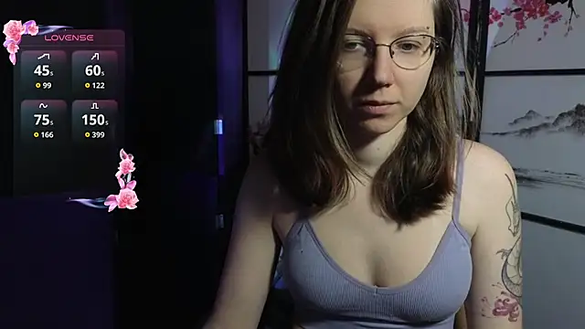 scarlettsrose online show from April 2, 2026, 3:20 pm