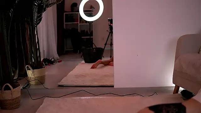 Snapshot of LuvCaprice chatting on March 18, 2026, 11:08 pm LuvCaprice online show from March 18, 2026, 11:08 pm