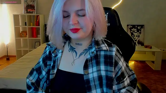 shadow  purrr online show from November 22, 2025, 1:37 am