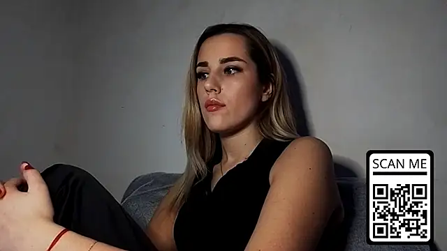 HotMusex online show from February 11, 2026, 2:44 pm