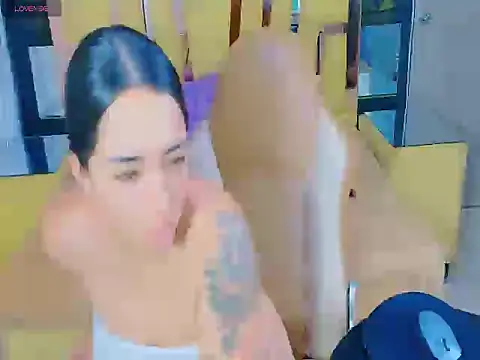 CailinSmith online show from November 28, 2025, 12:08 pm