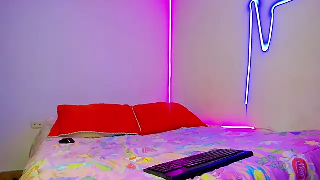 demonychloe online show from May 1, 2026, 2:10 pm