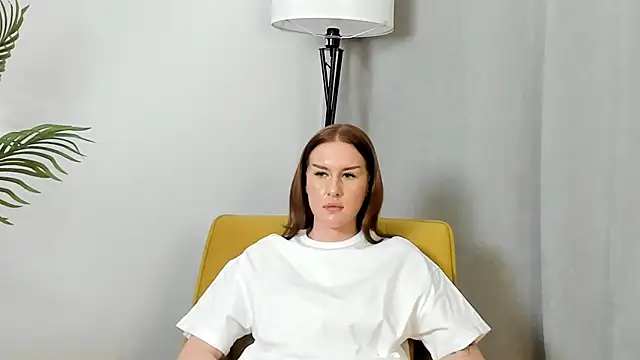 KeraSeres online show from November 18, 2025, 2:54 pm