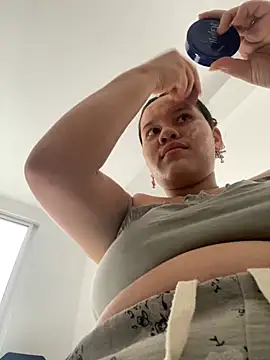 Soffiegrey online show from December 3, 2025, 7:12 pm