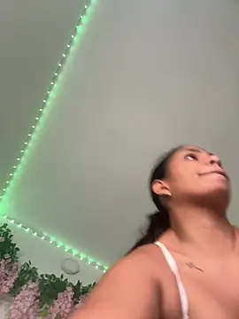 ArielleMillerr- online show from February 23, 2026, 5:43 pm