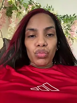 ArielleMillerr- online show from May 12, 2026, 5:21 pm