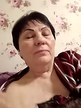 OliviaaSkyy online show from March 18, 2026, 7:39 pm