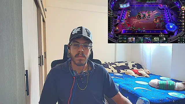 naitt  online show from December 15, 2025, 4:11 pm