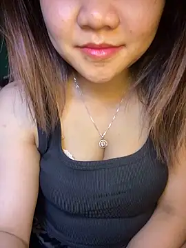 Sunset-yll online show from March 3, 2026, 9:42 pm