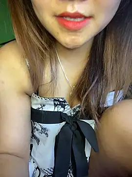 Sunset-yll online show from April 22, 2026, 9:27 pm