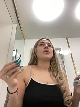 Chloe GraceeX online show from February 23, 2026, 6:49 pm