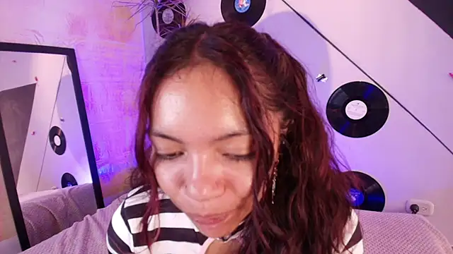 goddess julieta online show from December 19, 2025, 7:21 pm