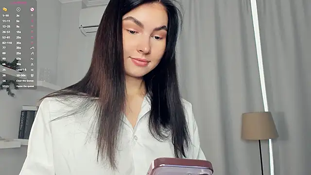 FeliciaKogen online show from February 25, 2026, 7:18 am