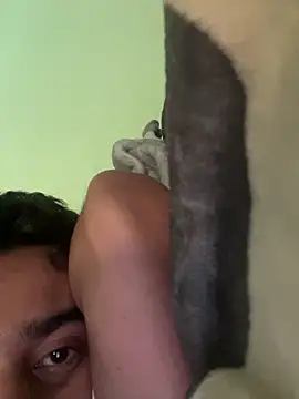 xoxo1xoxoxh online show from November 19, 2025, 5:29 am