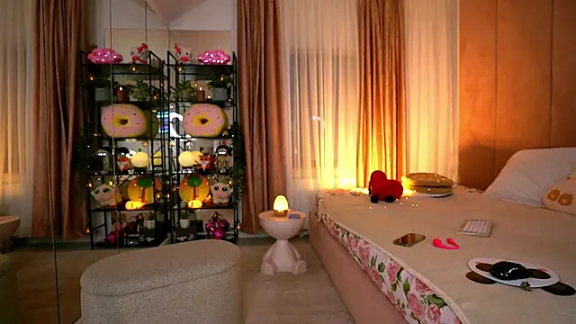 oh M God online show from February 26, 2026, 7:35 pm